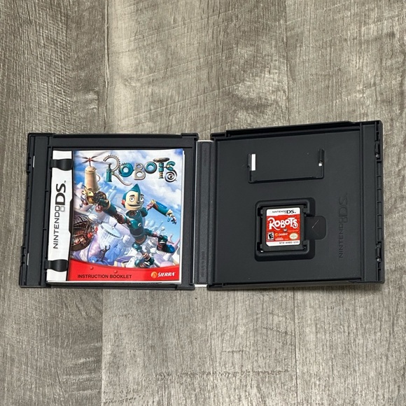 Robots Fantasy Violence - Nintendo DS Game Everyone 2004 Play Fun Family - Picture 4 of 5